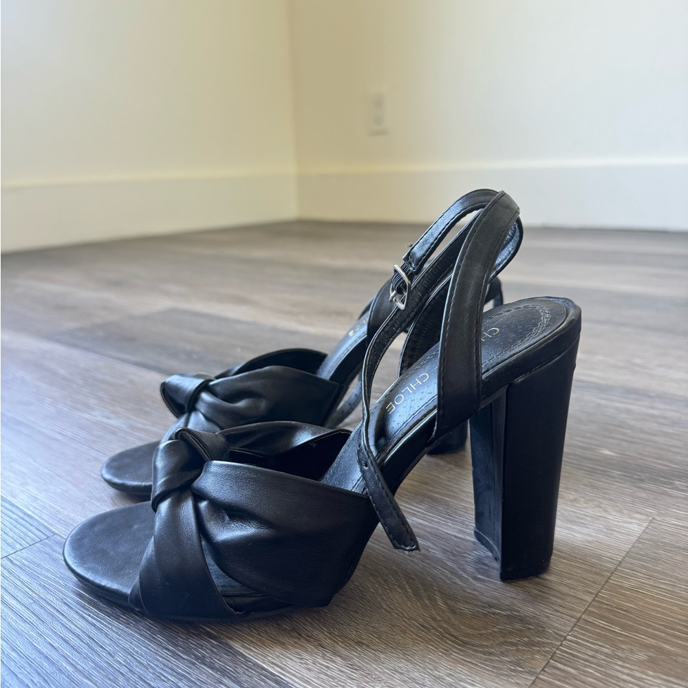 Chic Black Heeled Sandals